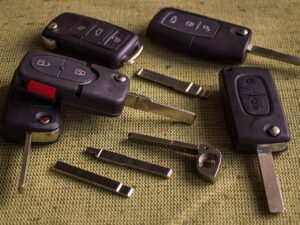 repair car keys near me