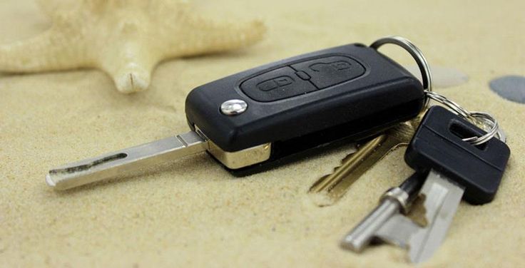 Leasing, Car Sharing and Fleet: Who Pays for Lost Keys and How to Avoid Fines in the UK